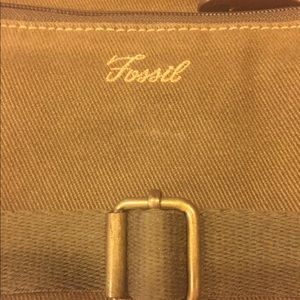 🍁Army Green Canvas Fossil